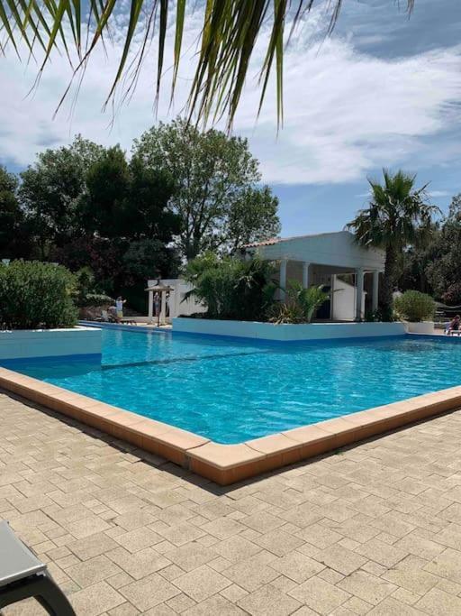 קאנט אן רוסיון Appartement Cosy Confort Parking Clim Wifi Linge Acces Piscine Non Inclus מראה חיצוני תמונה