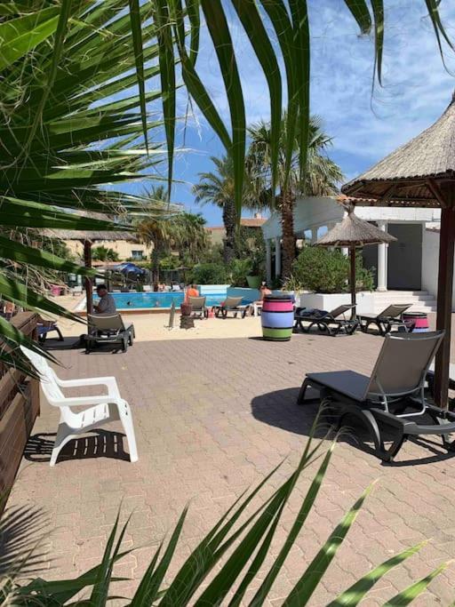 קאנט אן רוסיון Appartement Cosy Confort Parking Clim Wifi Linge Acces Piscine Non Inclus מראה חיצוני תמונה