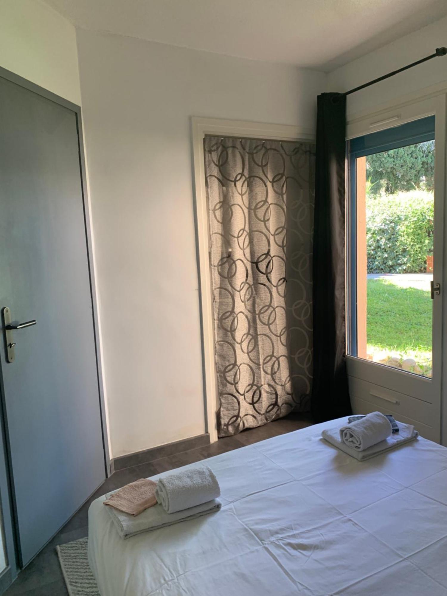 קאנט אן רוסיון Appartement Cosy Confort Parking Clim Wifi Linge Acces Piscine Non Inclus מראה חיצוני תמונה
